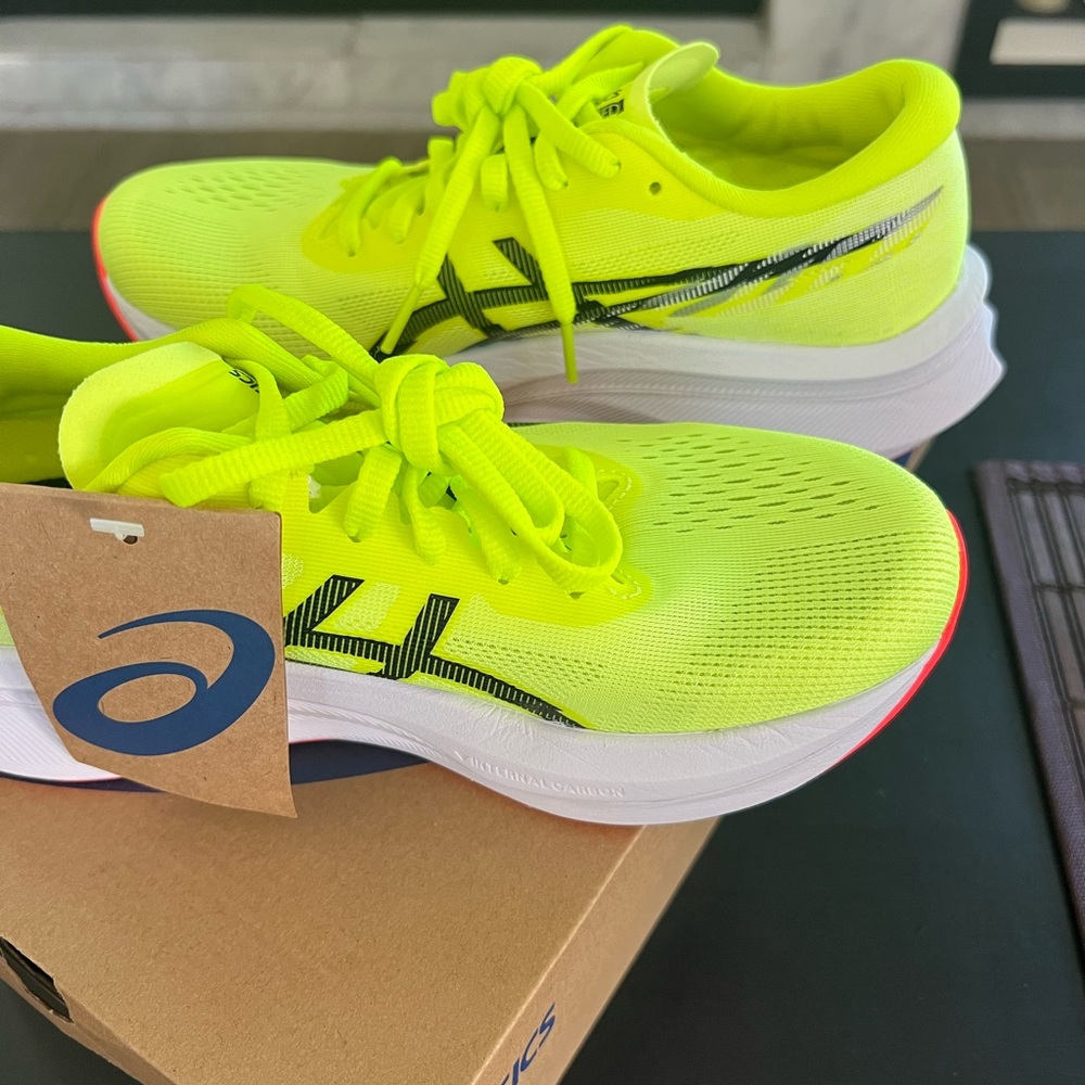 Asics Magic Speed 4 Running Shoes